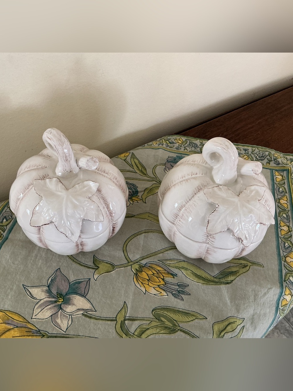 NWT Set of 2 Mikasa Countryside Harvest Pumpkin Covered Soup Bowl with Lid NEW